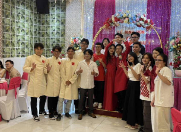 Đặt tiệc đính hôn